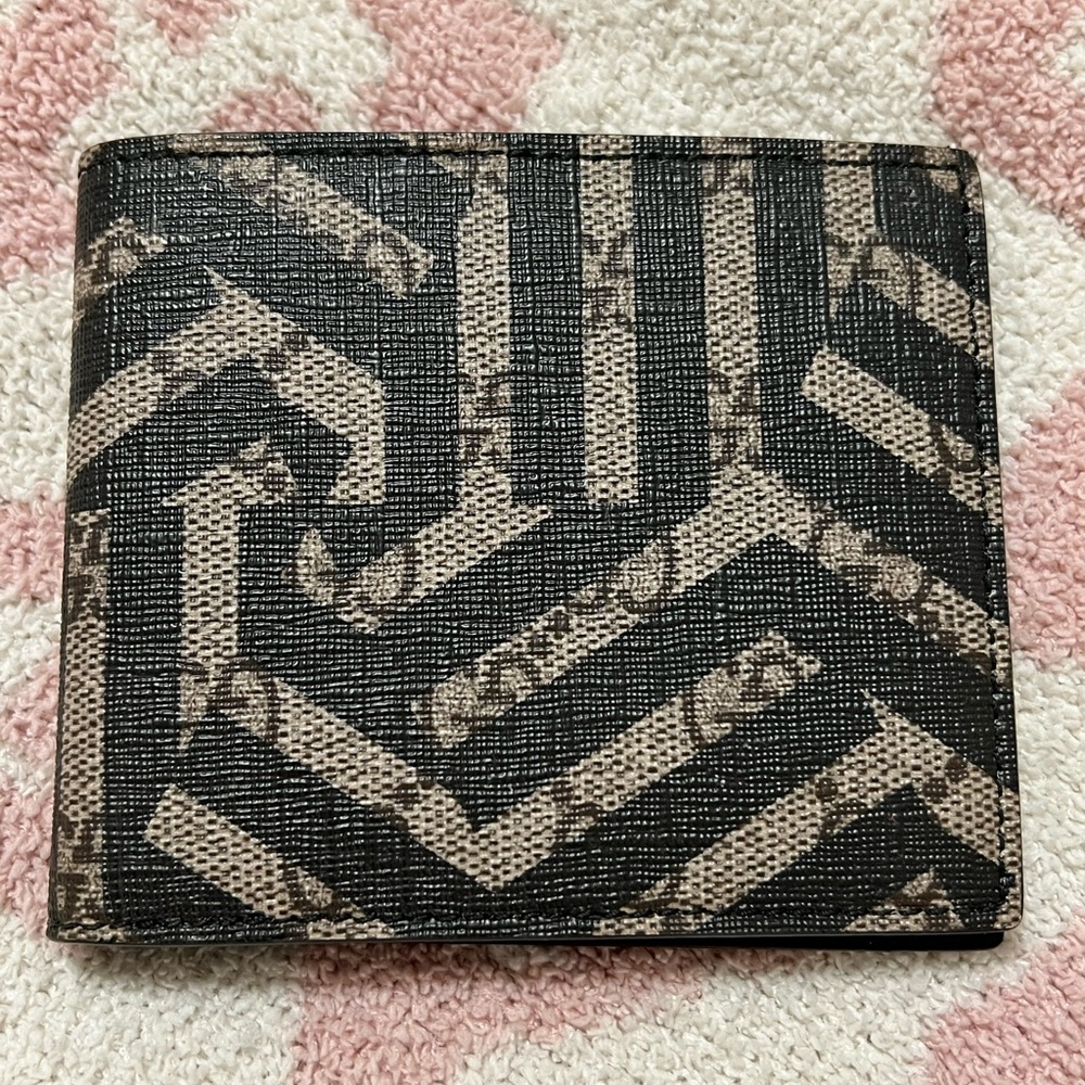 Gucci Black and Beige Men's Wallet